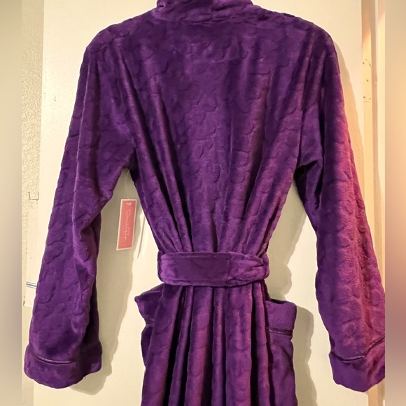 🆕 Oscar de la Renta Purple Robe 🆕 - Picture 4 of 9